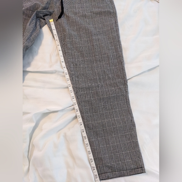 Emery Rose Plaid Drawstring Pants Medium NWT - Picture 7 of 8